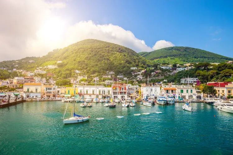 L'île d'Ischia, en Italie