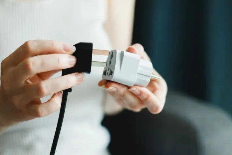 Adaptateur de prise USA