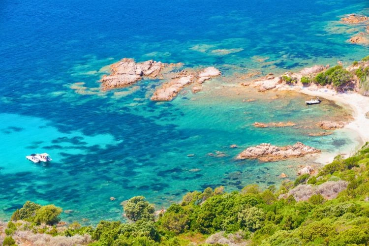 Belle vue sur une plage de Cupabia