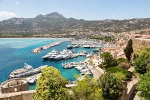 Le port de plaisance de Calvi en Corse