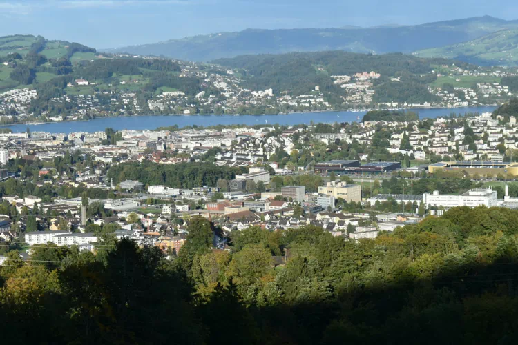 Quelles sont les meilleures périodes pour réserver un voyage all inclusive sur l'Île de la Réunion ?