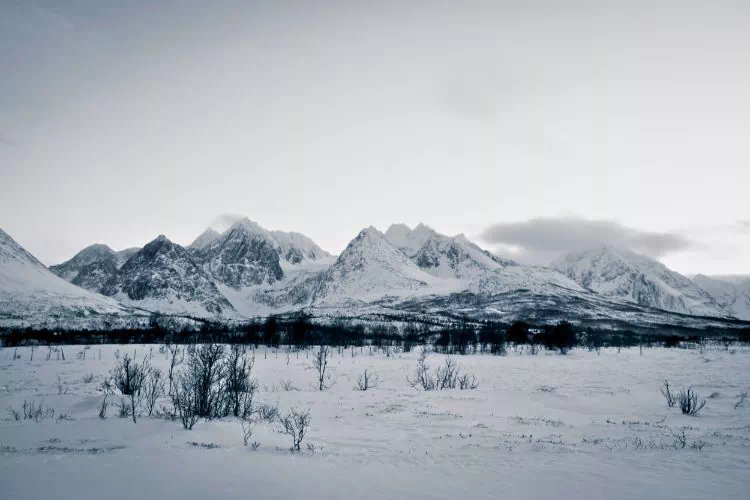 Alpes de Lyngen en Norvège en Hiver